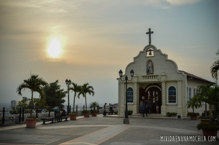 capilla santa ana guayaquil