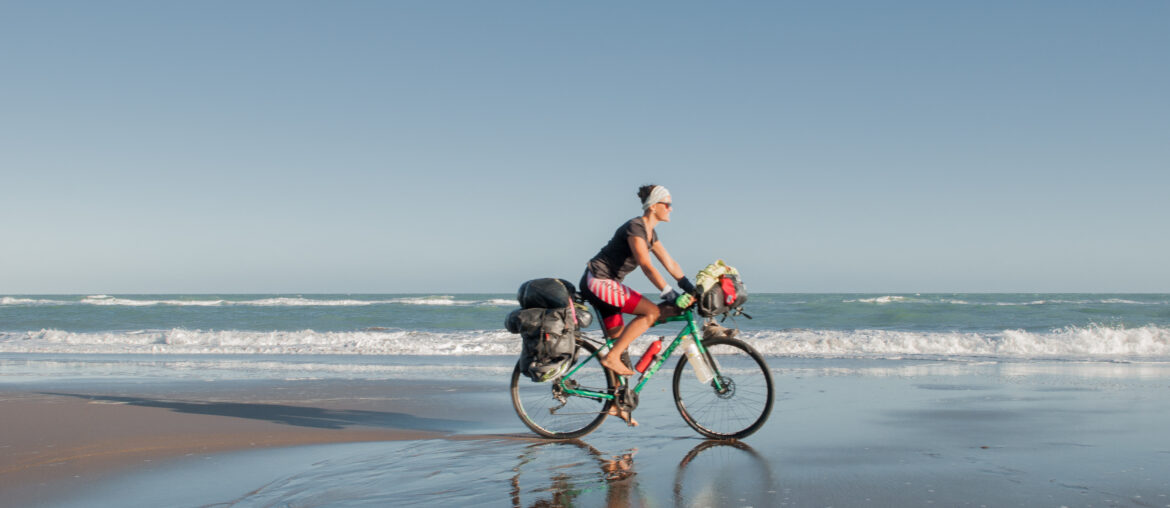 consejos para viajar en bici por la playa